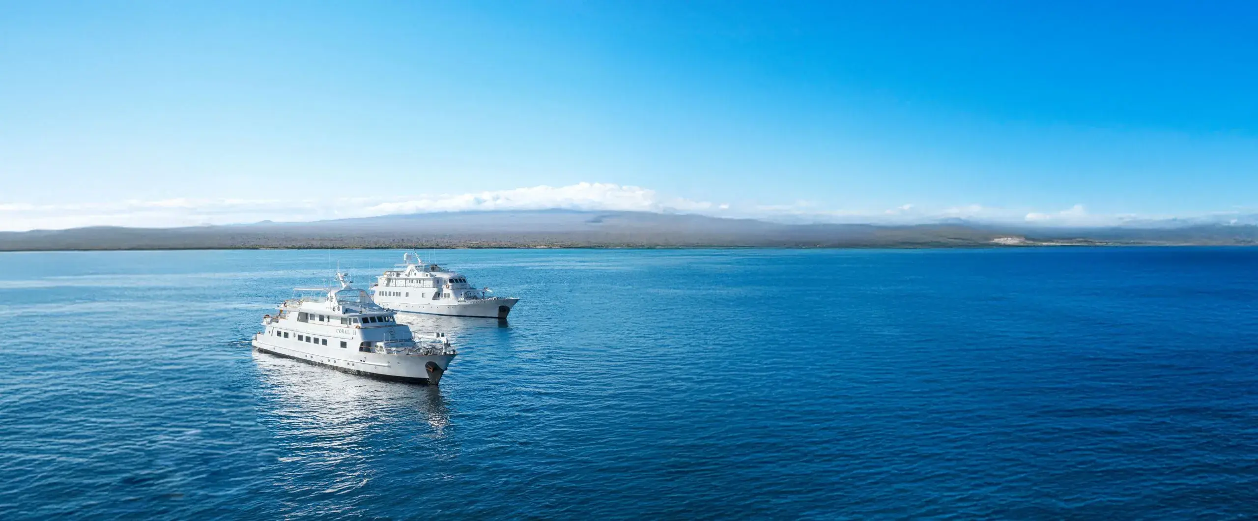 Galapagos様おまとめ 5-Day Western Expedition | Galapagos Islands aboard Coral Yachts